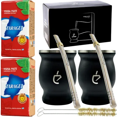 Immagine prodotto di Set yerba mate per 2 persone Un Mate – 2 tazze in acciaio 230 ml, 2 bombilla e Taragüi 2 × 250 g