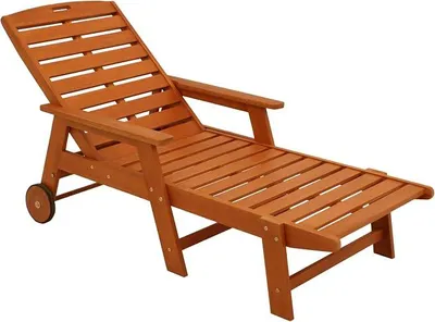 Imagen del producto de Tumbona de jardín con ruedas, modelo BARDOLINO, con reposabrazos, fabricada en madera de eucalipto tratada con aceite, certificada , para uso en exteriores