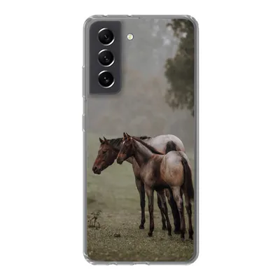 Produktbild von MuchoWow® Handyhülle Schutzhülle Hülle für Samsung Galaxy S21 FE Pferde - Natur - Nebel Silikon Softcase Handy Hülle - Mobiltelefonhülle