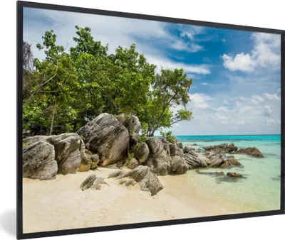 Produktbild von MuchoWow® Gerahmtes Poster Strand - Steine - Meer - Sommer 90x60 cm - Poster mit Schwarzem Bilderrahmen Wandposter Rahmen Foto Bilder - Fotorahmen - Foto-Plakat