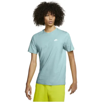 Produktbild von Nike Tshirts Sportswear Club, AR4997382, Größe: 173