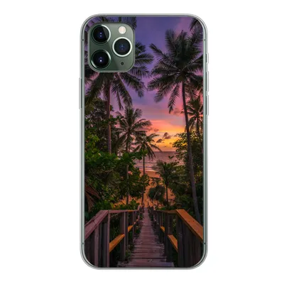 Produktbild von MuchoWow® Handyhülle Schutzhülle Hülle für iPhone 11 Pro Max Sonnenuntergang - Palmen - Strand Silikon Softcase Handy Hülle - Schutz