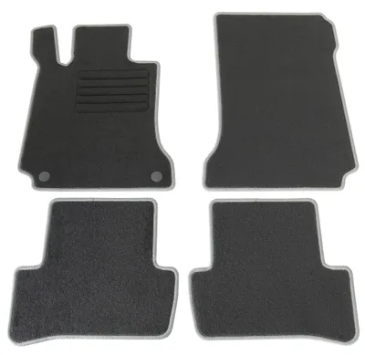 Produktbild von Fußmatten-Set für Mercedes C-Klasse W204/S204, 04/2007-08/2014, 4-teilig