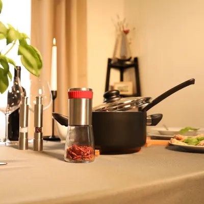 Zdjęcie produktu dla Młynek do chili z młynkiem do ziół