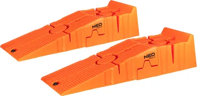 Obrázok produktu pre NEO TOOLS plastová nájazdová rampa pre ťažké vozidlá sada 2 rámp pre ťažké vozidlá do 3 ton