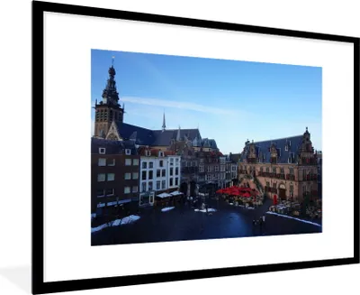 Produktbild von MuchoWow® Gerahmtes Poster Markt - Nijmegen - Niederlande 90x60 cm - Poster mit Schwarzem Bilderrahmen Wandposter Rahmen Foto Bilder - Wanddekoration - Fotos
