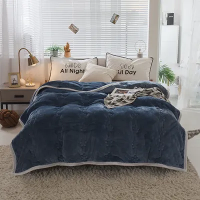 Produktbild von Dick Warm Winter Bettdecke, Steppdecke Aus Mikrofaser, Flanell Plüsch Bettdecke mit Daunen und Federn Füllung, Medium Wärme Daunen Bettdecke 370gsm,Dunkelblau,230x200cm