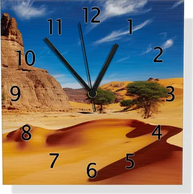 Produktbild von Wallario Design Wanduhr In der Wüste Sahara aus Aluverbund, Größe 30 x 30 cm
