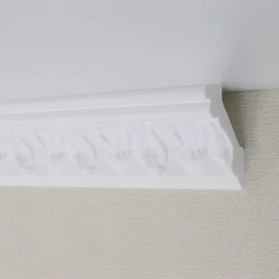 Produktbild von PROVISTON | Stuckleiste | Polystyrol | 34 x 56 x 2000 mm | Weiß | Deckenleiste | Überstreichbar | Einfache Montage | Hochwertig | Stabil und Leicht | 50 Meter