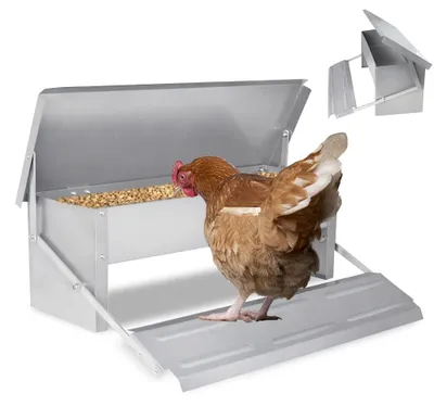 Produktbild von QEENTOE Automatischer Futterautomat 5 kg verzinkter Stahl, wasserfester Deckel, automatischer Futterspender für Hühner, Enten und Gänse