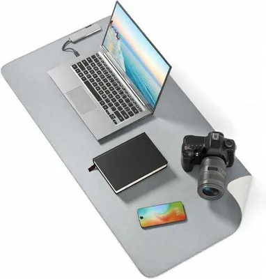 Produktbild von Famanu Schreibtischunterlage 80 x 40 cm - Kunstleder mit Antirutsch - wasserfest und abwaschbar - für Büro und Zuhause (grau)