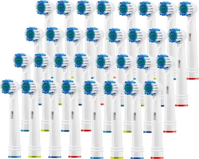 Immagine prodotto di Spazzole Oral-B Precision Clean SB17A 32 pezzi compatibili con le testine di ricambio