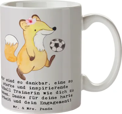 Produktbild von Mr. & Mrs. Panda Kaffeetasse Fußball Trainerin Dankbarkeit - Grau Pastell - Geschenk, Leidenschaft, Teebecher, Sportart, Wertschätzung, Taktik, Tasse, Mannschaft, Spiele