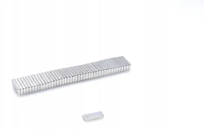 Immagine prodotto di Top Magnesy - 100 magneti al neodimio 10x4x1,5 mm N38 - magneti adesivi extra potenti per montaggio, officina e industria
