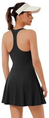 Produktbild von Damen-Golf- und Tenniskleid mit integrierten Shorts und integriertem Sport-BH