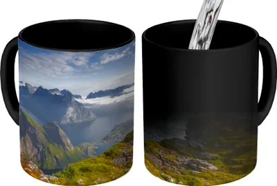 Produktbild von MuchoWow® Zauber Tasse Zaubertasse Magic Sonnenaufgang in Norwegen 350 ml Farbwechsel Becher Geschenk Geschenkidee - Magic-Tasse - Fototasse - Keramiktassen - Bilder - Tasse Kaffee - Getränkbecher - K