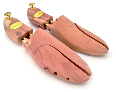 Produktbild von Schuhspanner aus natürlichem Zedernholz - Premium Schuhpflege - Größe 48