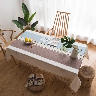 Produktbild von Waschbares Baumwolltischdecke mit Fransen - Staubdicht und Rechteckig - Elegant für Esstisch und Küchentisch