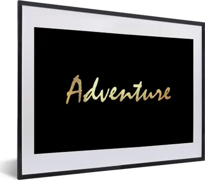 Produktbild von MuchoWow® Gerahmtes Poster Zitat - Abenteuer - Gold 40x30 cm - Poster mit Schwarzem Bilderrahmen Wandposter Rahmen Foto Bilder - Bilderrahmen - Poster im Rahmen
