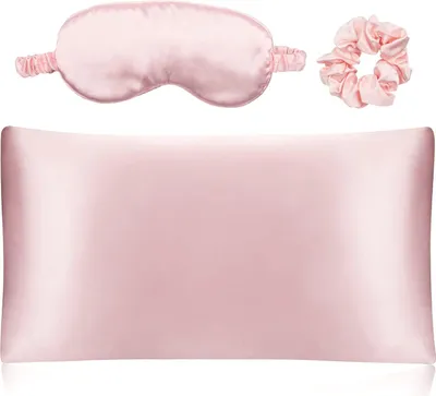 Image de Intirilife set de sommeil en soie 3 pièces en rose- masque de sommeil, taie d'oreiller, bandeau pour les cheveux en satin- lunettes de sommeil douces pour femmes, masque pour les yeux, élastique pour les cheveux, bandeau opaque pour les yeux pour dormir en voyage, cadeau