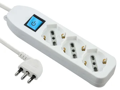 Obrázek produktu pro Electraline 62090, vícezásuvková lišta s kabelem, 3 univerzální zásuvky, 3 m, bílá