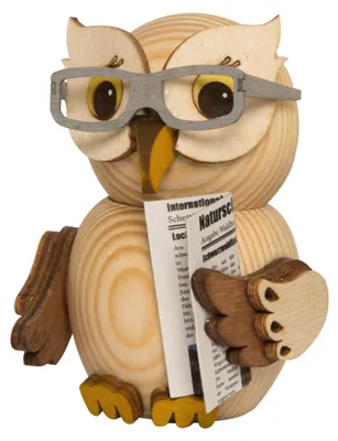 Produktbild von Drechslerei Kuhnert - Mini-Eulen aus Holz - mit Brille und Zeitung - ca. 7 cm - als Dekoration oder Geschenk geeignet