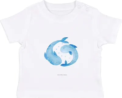 Produktbild von Mr. & Mrs. Panda Babyshirt Sternzeichen Fische 0. - 6. Monat - Weiß - Geschenk, Fisch,  T-Shirt, Baby, Kleinkind Shirt, Geburtstag Februar, März, Sternbild