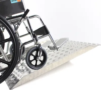 Produktbild von Türschwellenrampe extra stark - 20-25 cm