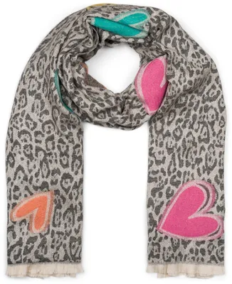 Produktbild von styleBREAKER Damen Schal mit Leopardenmuster und Herz-Stickerei – Weicher, warmer und r Schal mit Fransen 01017164