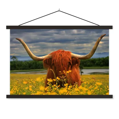 Produktbild von MuchoWow® Textilposter Schottischer Highlander - Tiere - Blumen 60x40 cm mit schwarzem Rahmen - Hölzernes