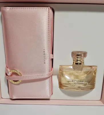 Produktbild von Bvlgari Rose Essentielle 100 ml Eau de Parfum Spray + Beauty Pouch