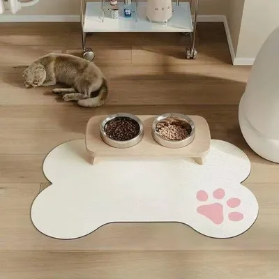 Imagen del producto de Base absorbente para mascotas, ideal para camas de perros, antideslizante, fácil de limpiar, alfombrilla para comida de gatos y perros, 40x60 cm