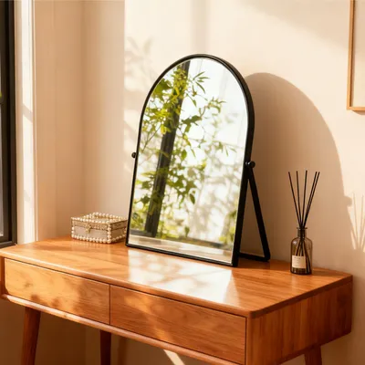 Image de Miroir de chambre à coucher noir, miroir de maquillage réglable, miroir sur pied avec design incurvé