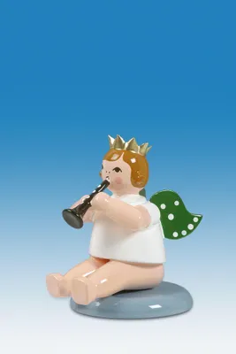 Zdjęcie produktu dla Drewniana figurka anioła siedzącego z fletem i koroną, wysokość 6 cm, NOWA
