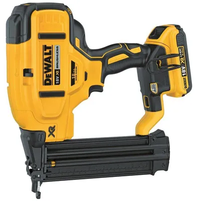 Immagine prodotto di Chiodatrice a batteria senza spazzole DeWALT 18 V DCN680NT