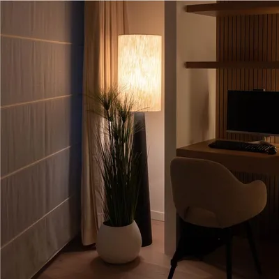 Produktbild von Atmooz Bimisi – Stehlampe – Ø 32 x H 152 cm – E27 – Dimmbar – Schwarz-Weiß – Metall und Leinen – Esszimmer – Wohnzimmer