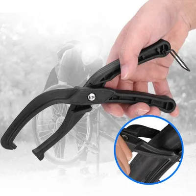 Produktbild von MMOBIEL Fahrrad Reifenzange, Schwarz, 1 St., für einfache Montage & Demontage aller Fahrradreifen (MTB, E-Bike, Rennrad etc.) & schlauchloser Reifen. Aus hochwertigem, superstabilem Kunststoff mit Metallclip, ohne scharfe Kanten, schont den Schlauch.