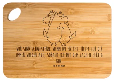 Produktbild von Mr. & Mrs. Panda Schneidebrett Einhörner Umarmen - Transparent - Geschenk, Frühstücksbrett, Brett, Liebe, Geschwister, Frühstücksbrettchen, Holzbrett, Unicorn, brotbrett