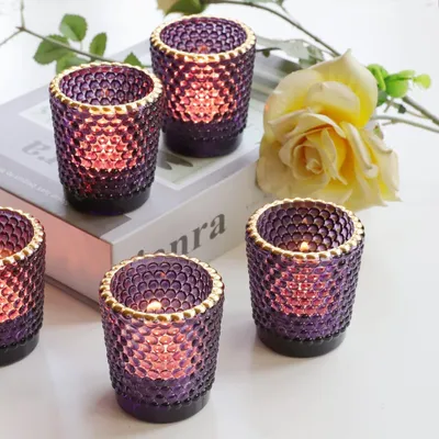 Produktbild von Lila Teelichthalter mit goldenem Rand - Vintage-Stil - 12 Stück - 5,5 cm L x 6 cm H