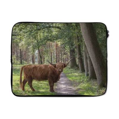 Produktbild von MuchoWow® Laptop Hülle 17 Zoll Laptoptasche Schottischer Highlander - Kröte - Baum - Zipper - Schutzabdeckung