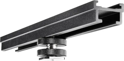 Produktbild von Walimex Blitzschiene Verlängerungsschiene - Länge 15 cm, um 360° drehbar - Beidseitige Blitzschuh Halterung - mit 1/4" Gewinde - für Magic Arm, Videoleuchte, Mikrofone, Stativ