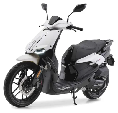 Produktbild von Motorroller CITY-X - Weiß - 125ccm - 99km/h, Euro 5+, KeylessGo, LED Beleuchtung 16 Zoll Räder