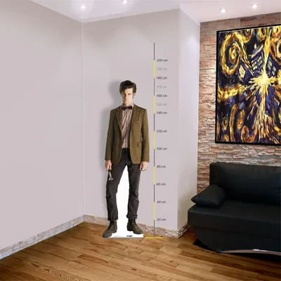 Produktbild von Pappfigur DOCTOR WHO Der 11. Doktor (Matt Smith) Höhe 180 cm