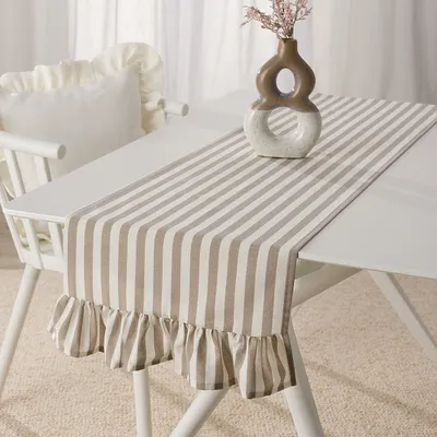 Immagine prodotto di Runner da tavola con volant 40x160 cm