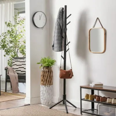 Produktbild von Garderobenständer, freistehender Kleiderständer, Garderobe aus Kautschukholz, in Baumform, mit 8 Haken, für Kleidung, Hüte, Taschen (Schwarz)