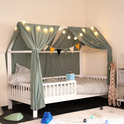 Produktbild von HOME DELUXE - Kinderbett STERNENLAND - 90 x 200 cm, Farbe: Weiß, Kiefernholz, inkl. Rausfallschutz und Tonieboxhalterung I Kinderbettchen Jugendbett Babybett