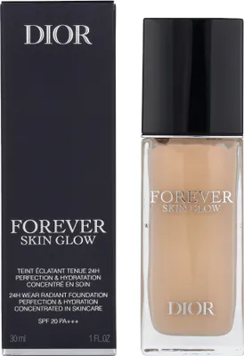 Produktbild von Dior Forever Skin Glow, Pumpenflasche, Flüssigkeit, Jeder Hauttyp, Aufhellend, Feuchtigkeitsspendend, Behandlung, Messe, tral