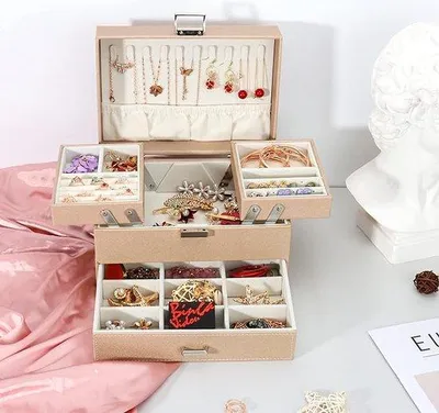 Produktbild von Famanu Schmuckbox - Viel Stauraum / Juwelenschatulle / Schmuckaufbewahrung