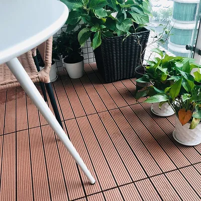 Produktbild von YZNAHRE WPC Terrassendielen 30x30cm Balkon Boden Terrassenfliesen 11 Stück,1㎡, Holzoptik Balkon Bodenbelag Klicksystem Balkonfliesen für Balkon und Garten, Braun