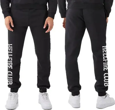Produktbild von Stranger Things Trainingshose Herren Club Bones schwarz S